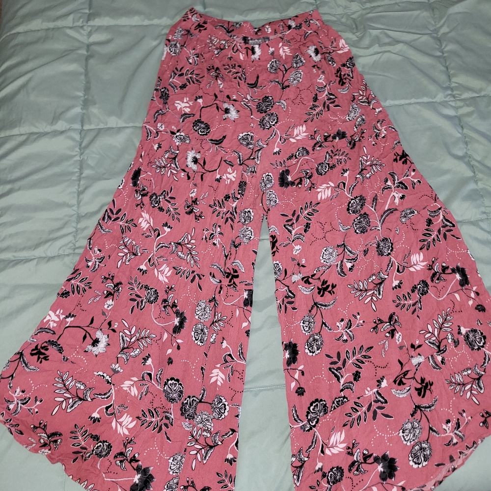 Soho Pink Floral Patterned Pants
